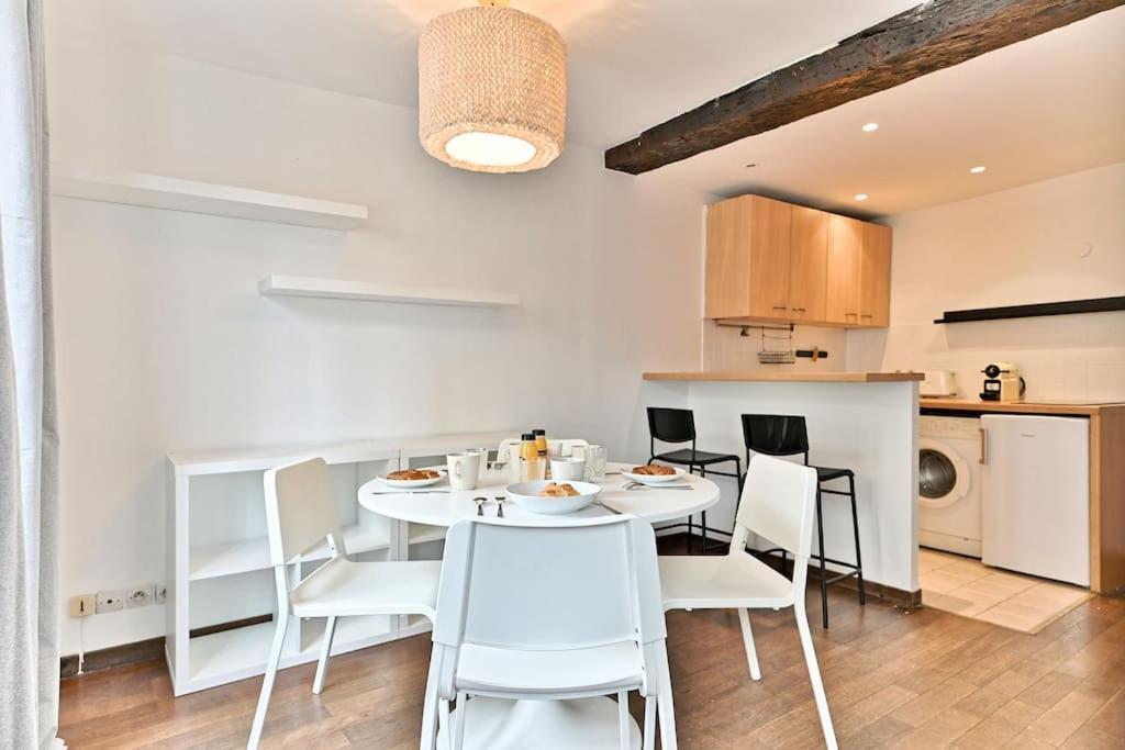 Appartement Paisible Et Central Rivoli Paris Exterior foto