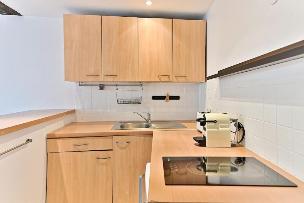 Appartement Paisible Et Central Rivoli Paris Exterior foto