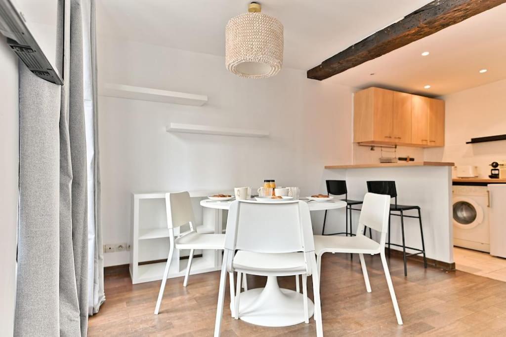 Appartement Paisible Et Central Rivoli Paris Exterior foto