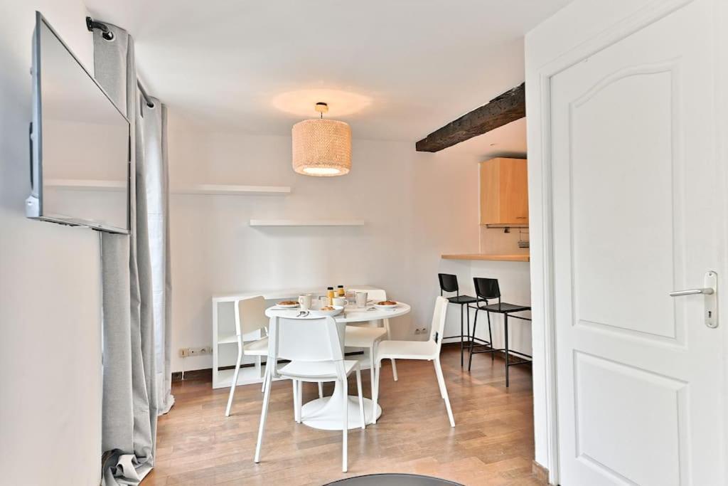 Appartement Paisible Et Central Rivoli Paris Exterior foto